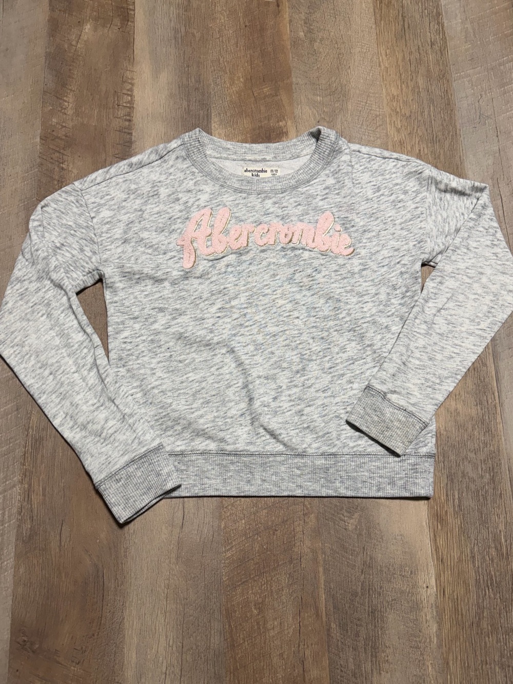 Abercrombie Kids Gray Marled Logo Crewneck Sweatshirt Pink Size 11/12